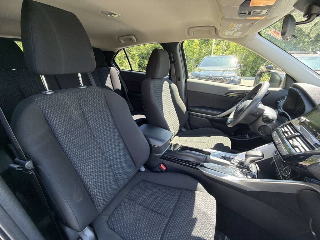 2024 Mitsubishi Eclipse Cross Base