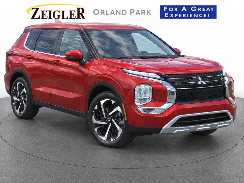 2024 Mitsubishi Outlander SE