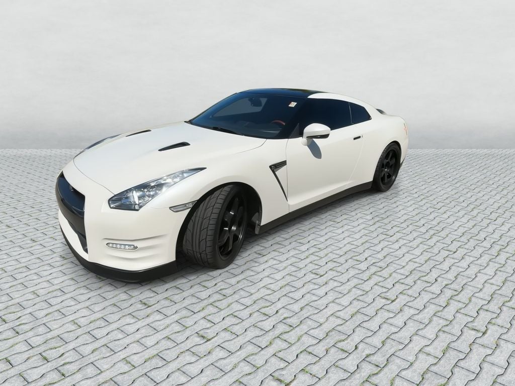 2014 Nissan GT-R Black Edition