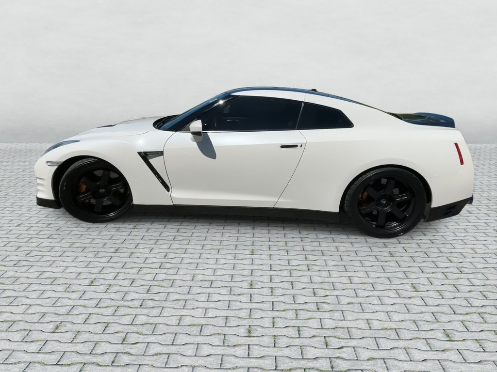 2014 Nissan GT-R Black Edition