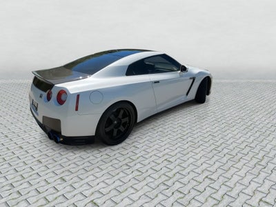 2014 Nissan GT-R Black Edition