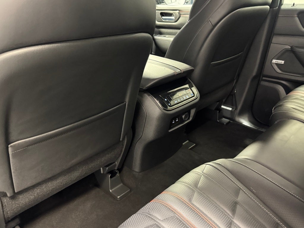 2025 Nissan Armada PRO-4X