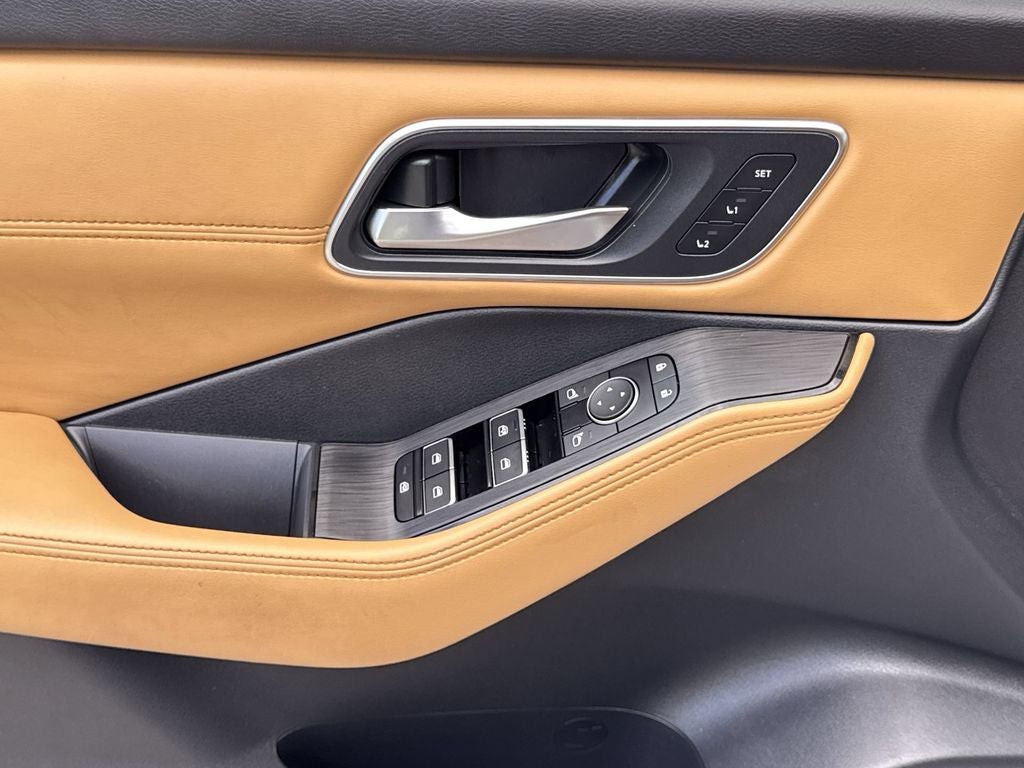 2023 Nissan Rogue Platinum AWD