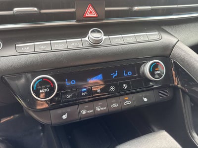 2024 Hyundai Elantra Limited FWD