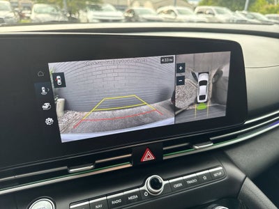2024 Hyundai Elantra Limited FWD