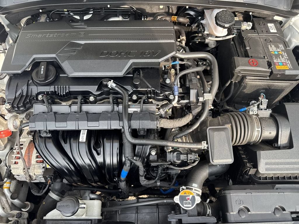2024 Hyundai Elantra Limited FWD