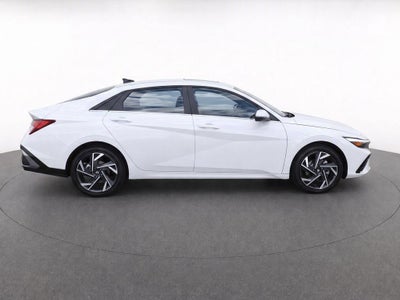 2024 Hyundai Elantra Limited FWD