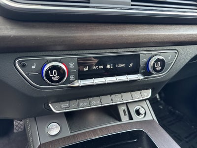 2024 Audi Q5 45 S line Premium quattro