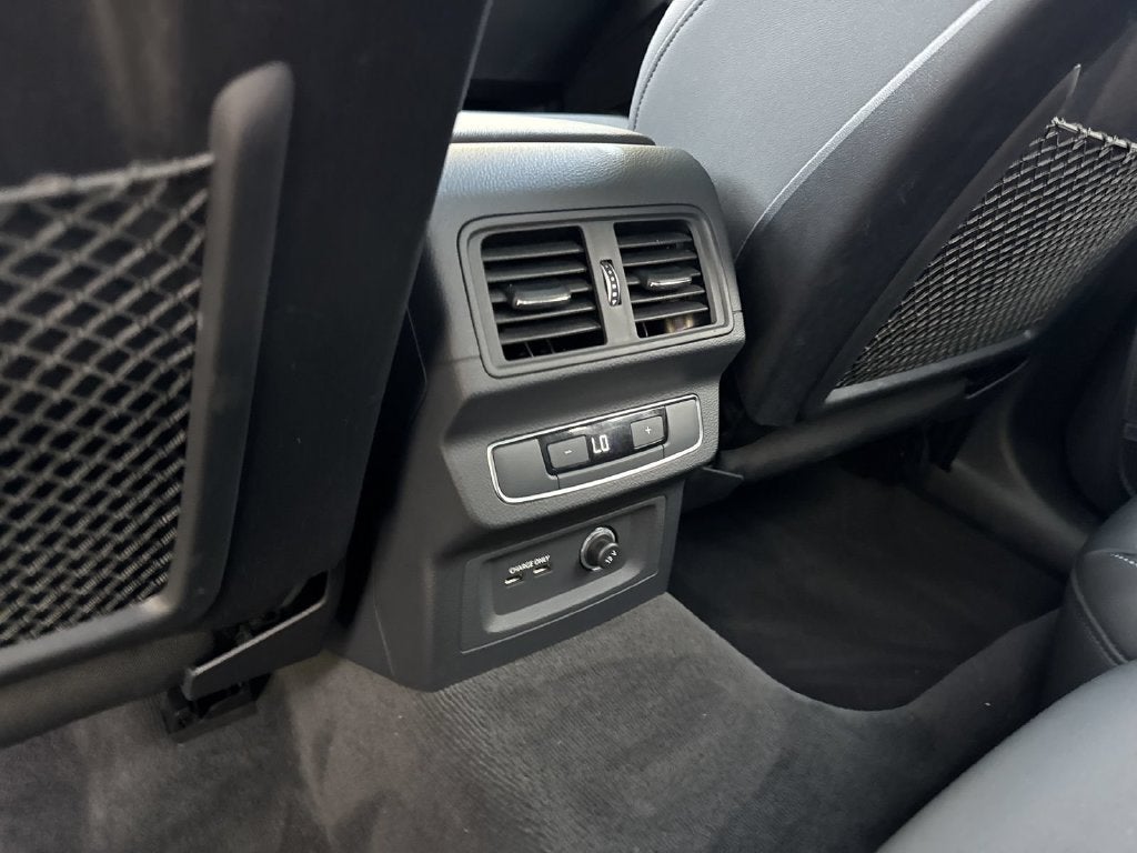 2024 Audi Q5 45 S line Premium quattro