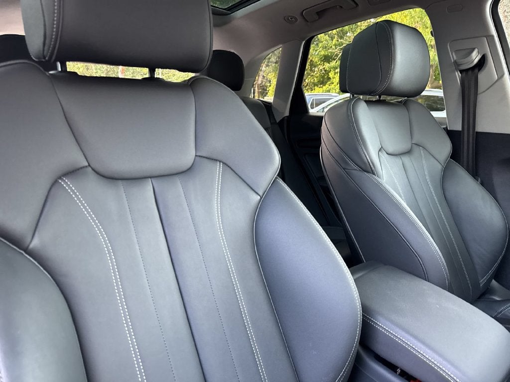 2024 Audi Q5 45 S line Premium quattro