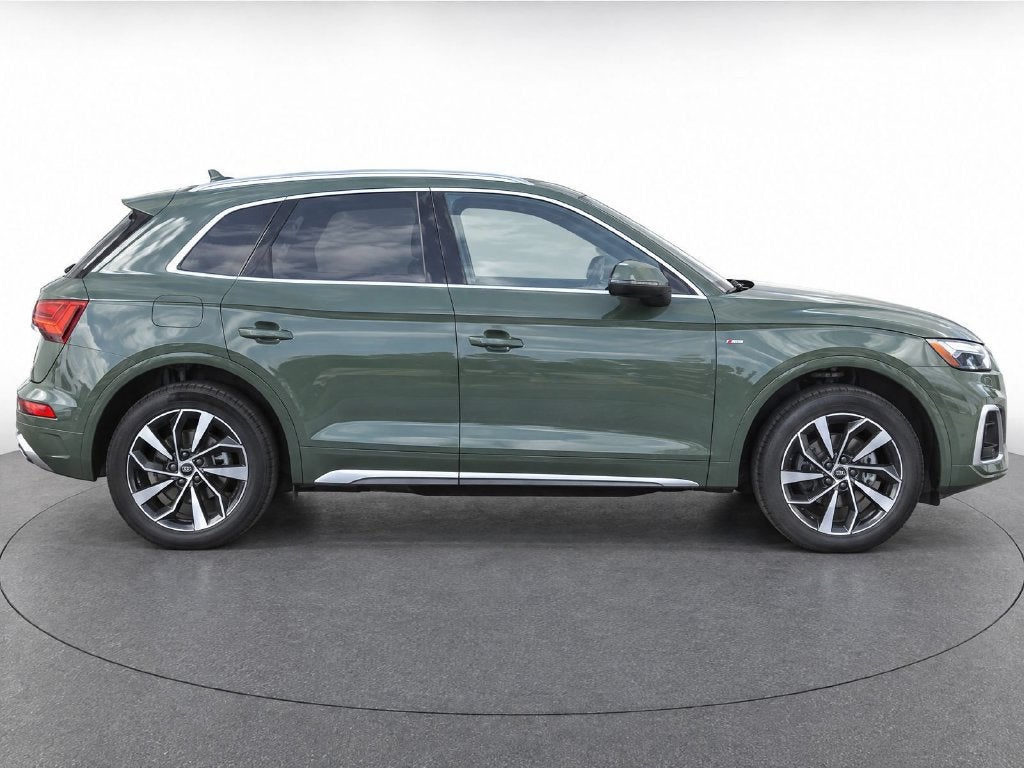 2024 Audi Q5 45 S line Premium quattro