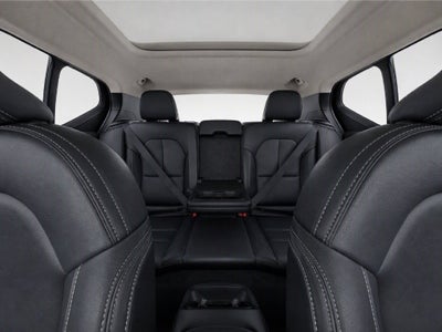 2025 Volvo XC40 B5 Plus Bright Theme