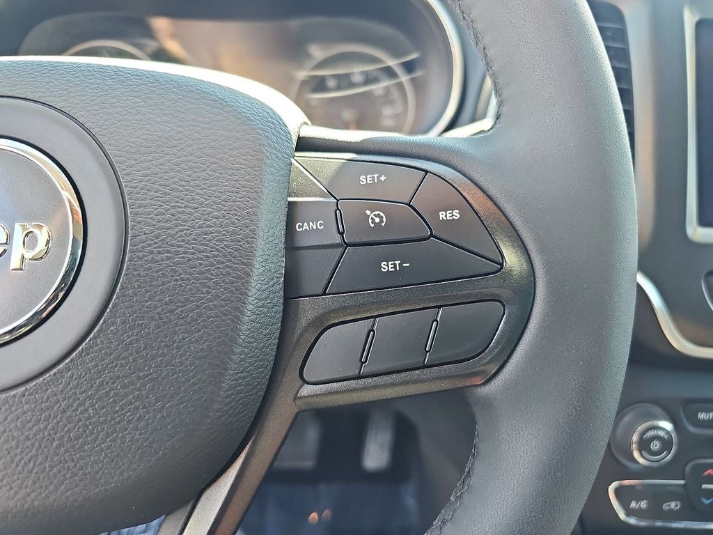 2022 Jeep Cherokee Trailhawk