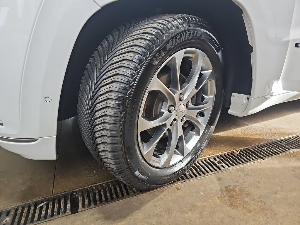 2019 Jeep Grand Cherokee Summit