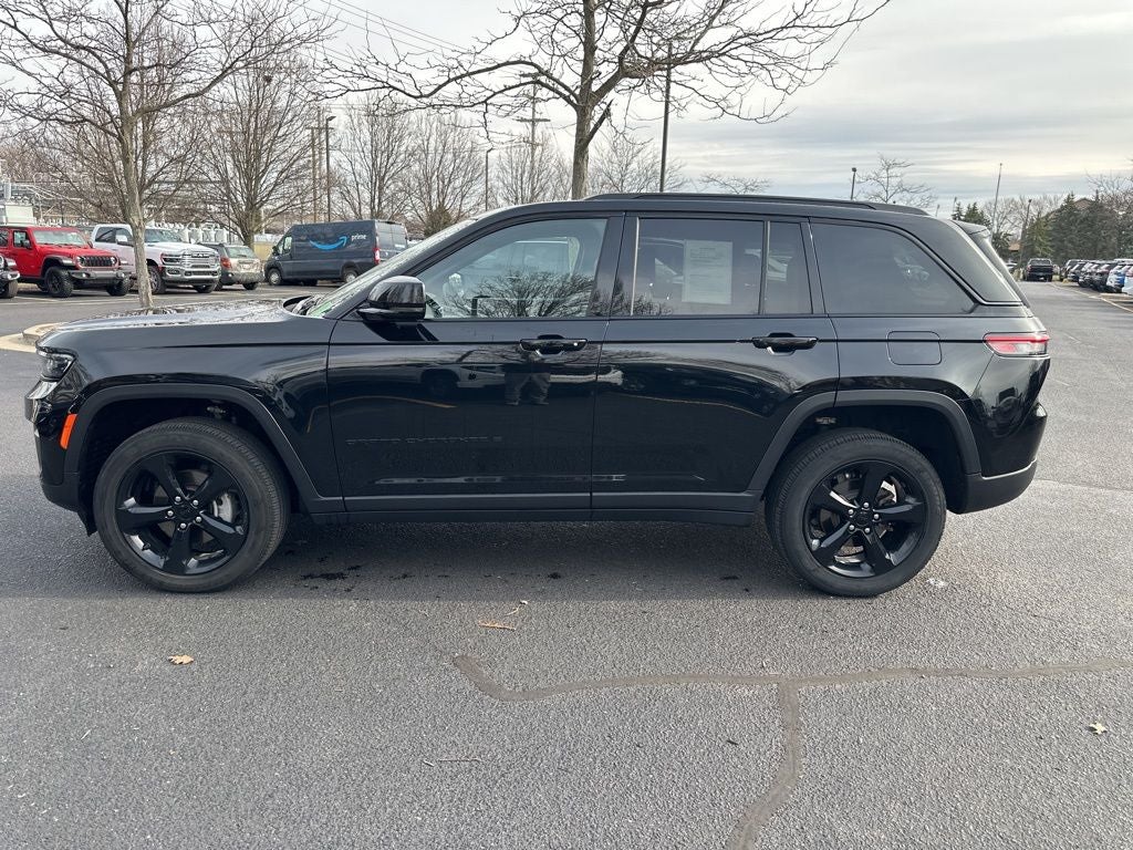 2023 Jeep Grand Cherokee Altitude