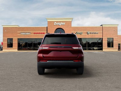 2026 Jeep Grand Cherokee Laredo