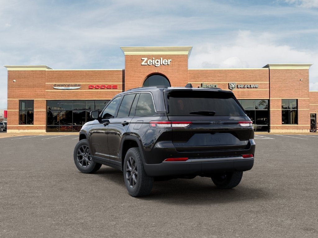2027 Jeep Grand Cherokee Altitude