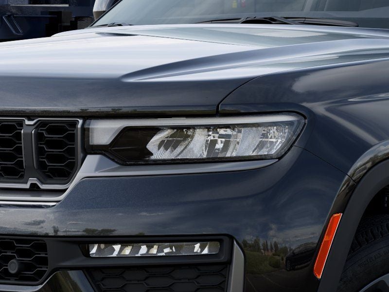 2026 Jeep Grand Cherokee Base