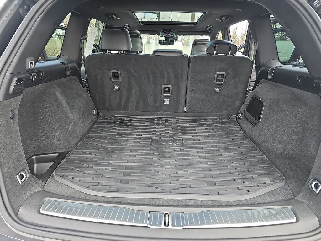 2022 Jeep Grand Cherokee Overland