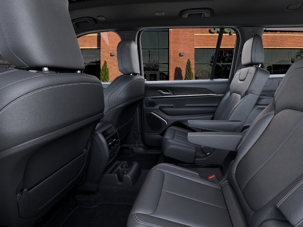 2027 Jeep Grand Cherokee L Limited