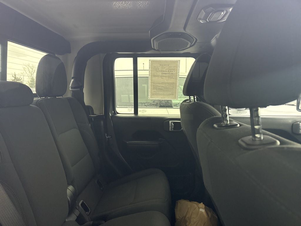 2021 Jeep Gladiator Willys