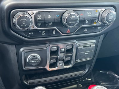 2022 Jeep Gladiator Willys