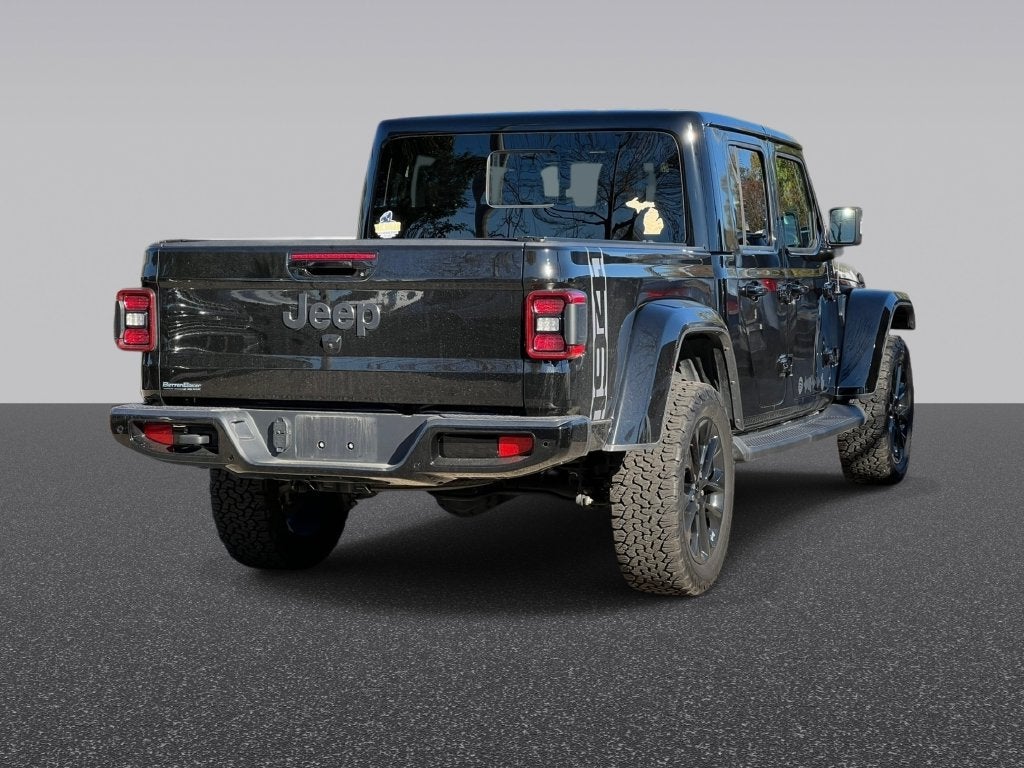 2023 Jeep Gladiator Overland