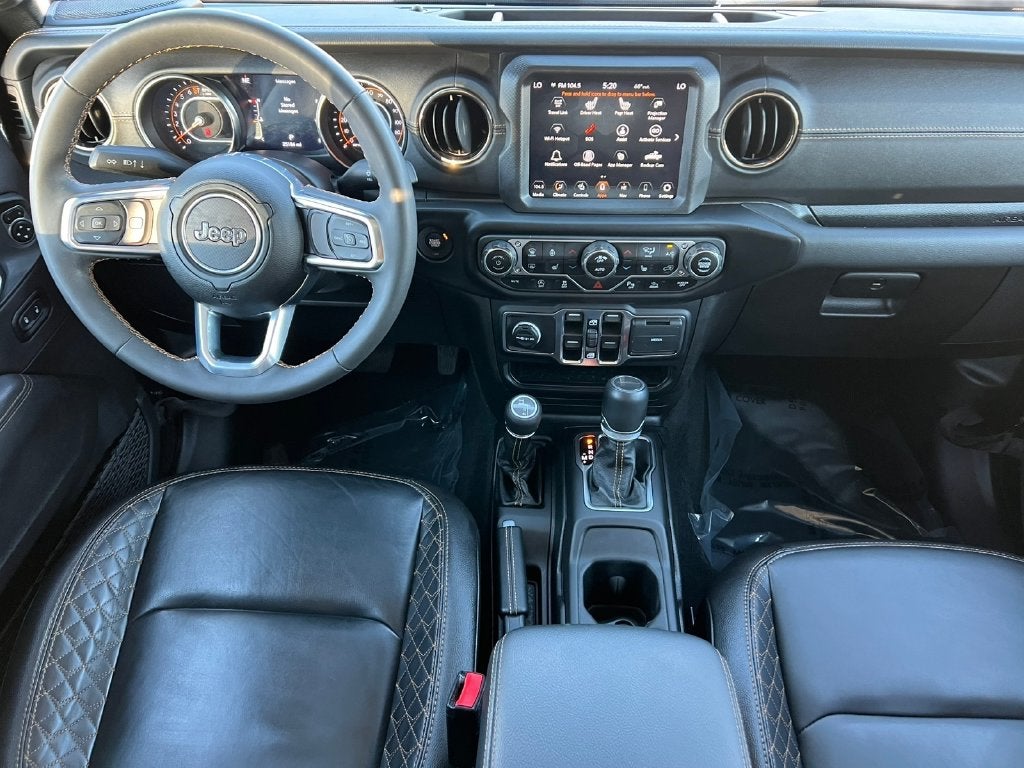 2023 Jeep Gladiator Overland