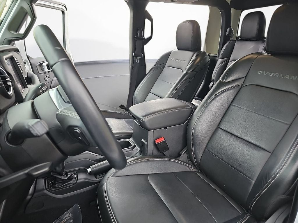 2022 Jeep Gladiator Overland