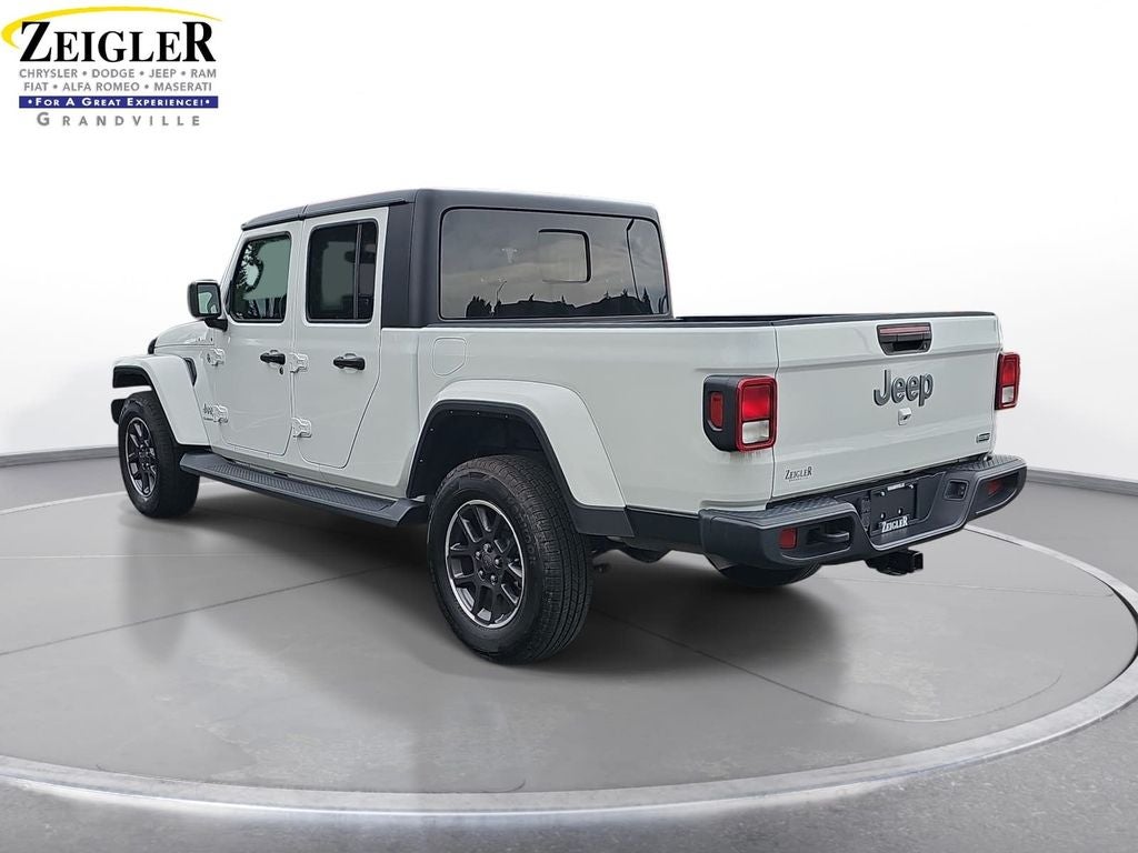 2022 Jeep Gladiator Overland