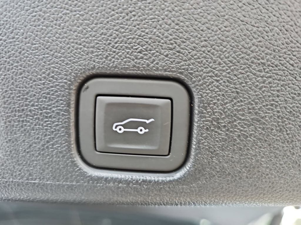 2025 Chevrolet Traverse LT 2LT