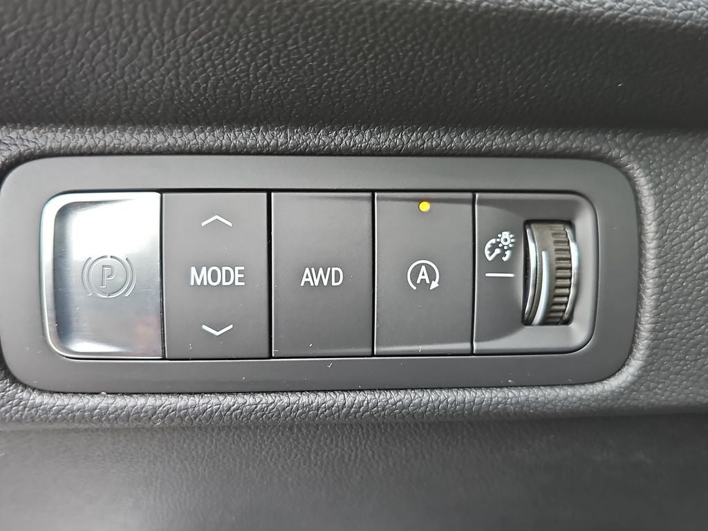 2025 Chevrolet Traverse LT 2LT