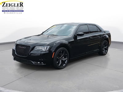 2023 Chrysler 300 S Comfort Group Package