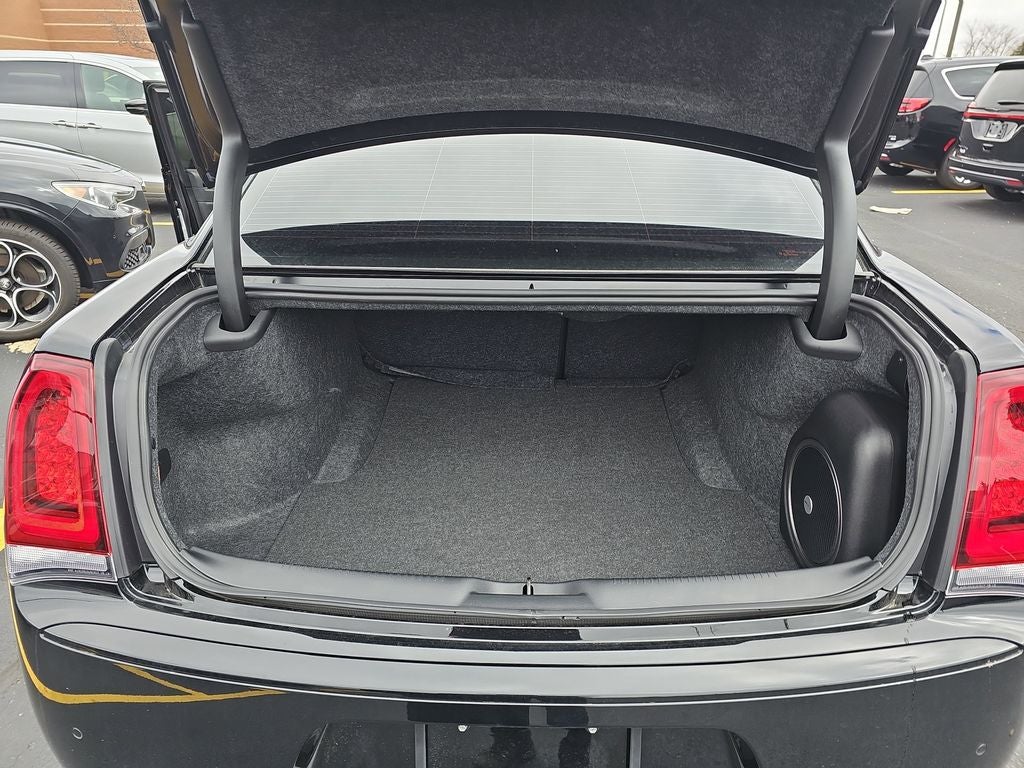 2023 Chrysler 300 S Comfort Group Package