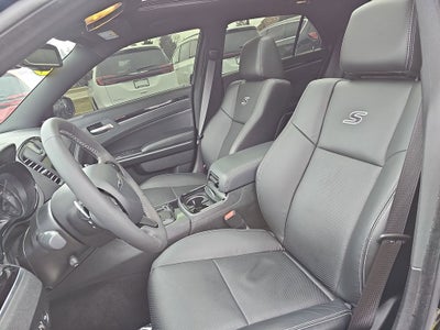 2023 Chrysler 300 S Comfort Group Package
