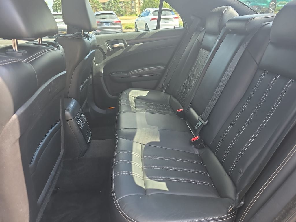 2015 Chrysler 300 S