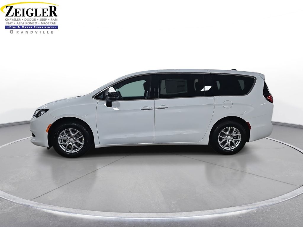 2026 Chrysler Voyager LX