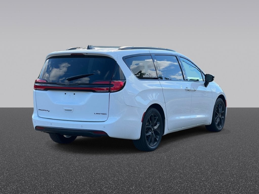 2025 Chrysler Pacifica Limited