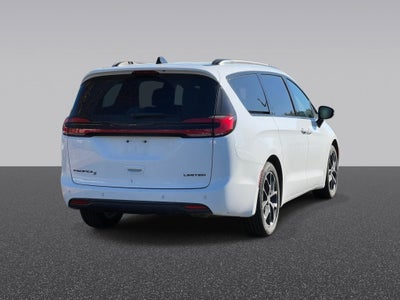 2025 Chrysler Pacifica Limited