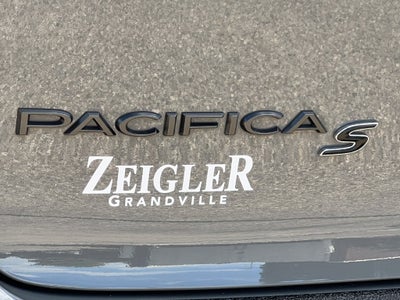 2025 Chrysler Pacifica Limited