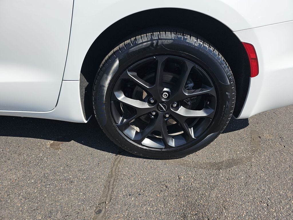 2023 Chrysler Pacifica Touring L AWD
