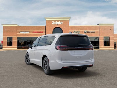 2027 Chrysler Pacifica Limited