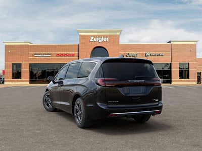 2027 Chrysler Pacifica Limited