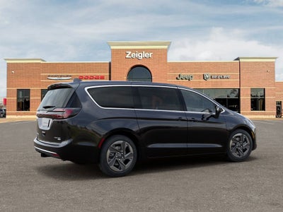 2027 Chrysler Pacifica Limited