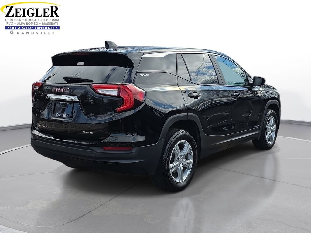 2023 GMC Terrain SLE