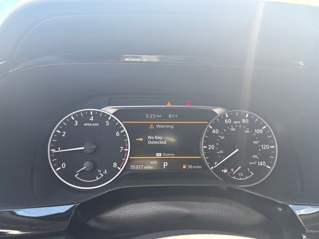 2025 Nissan Pathfinder SV