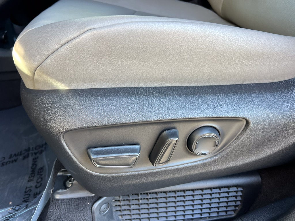 2026 Toyota Sienna XLE 8 Passenger