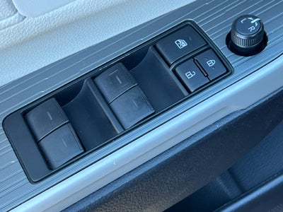 2026 Toyota Sienna XLE 8 Passenger