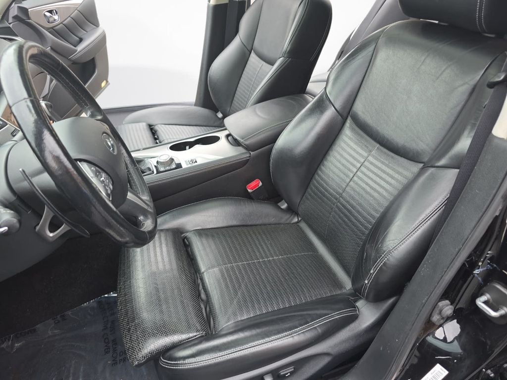 2015 INFINITI Q50 Sport