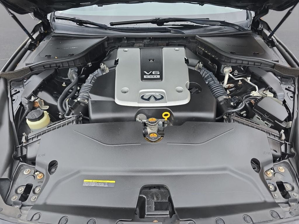 2015 INFINITI Q50 Sport